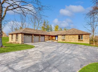 7430 Cove Dr, Cary, IL 60013