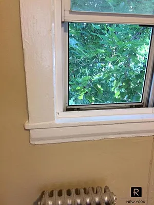 Rented by R New York | media 33