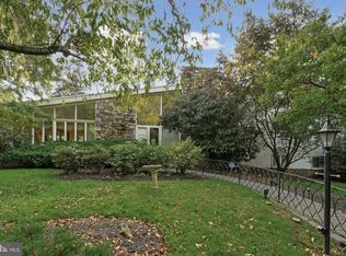 330 E Lancaster Ave, Wynnewood, PA 19096