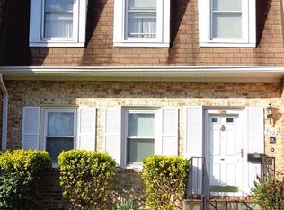 7522 Coddle Harbor Ln, Potomac, MD 20854