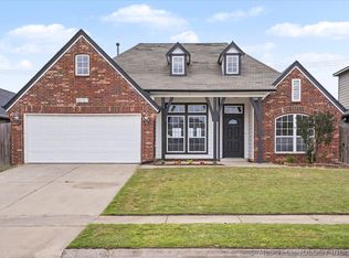 20527 E 31st Pl S, Broken Arrow, OK 74014