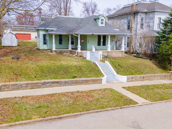 176 E Maple St, Wabash, IN 46992