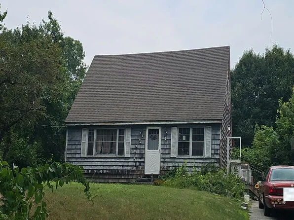 100 Ponemah Hill Rd, Milford, NH 03055