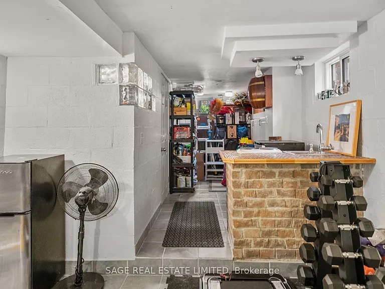 1084 Pape Ave — Photo 24