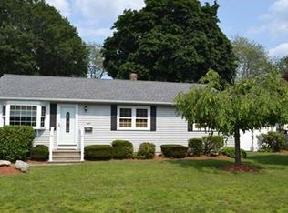 8 Broughton Rd, Worcester, MA 01607