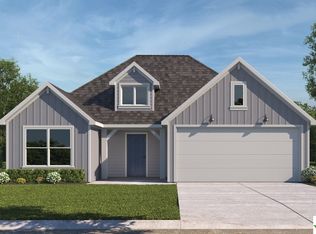 215 N Richland Dr, Lockhart, TX 78644