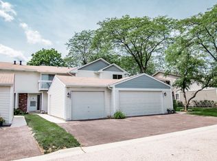 1030 Cumberland Ct, Vernon Hills, IL 60061
