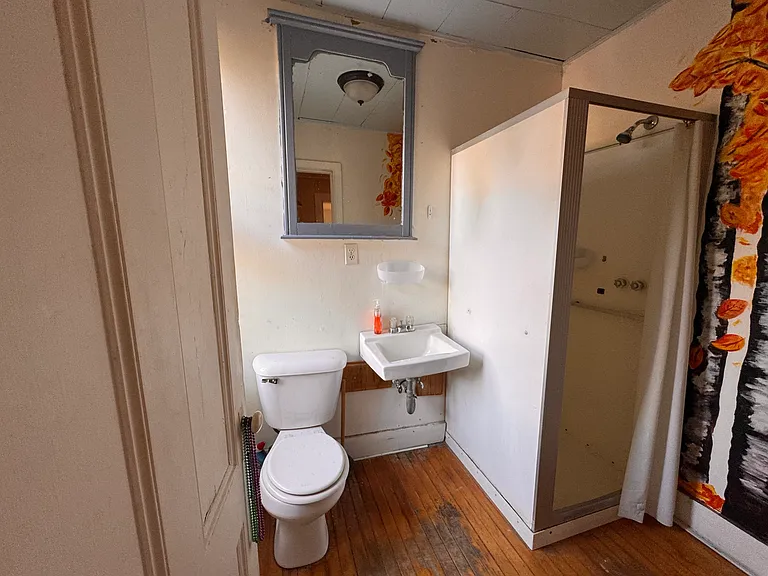 28 Mill St #4 — Photo 5