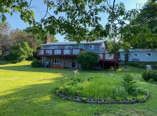 998 Mood Rd, Yarmouth, NS B5A 5J5