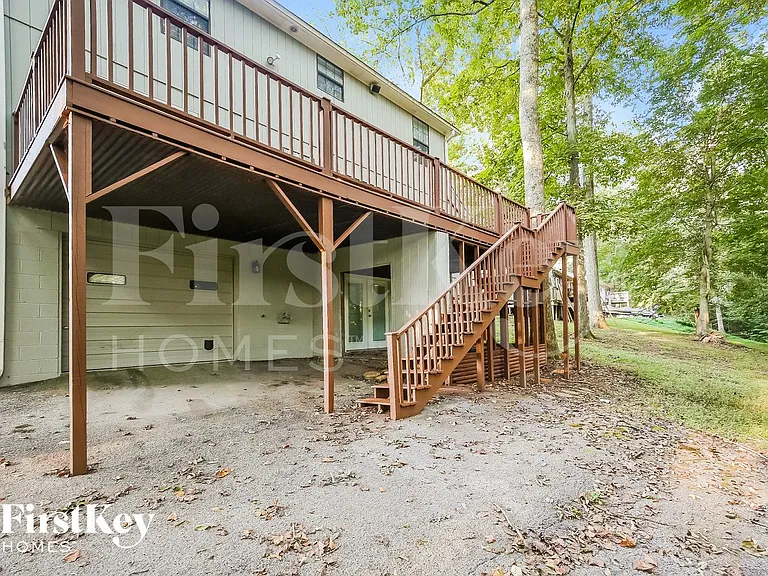 1011 Wildwood St — Photo 15