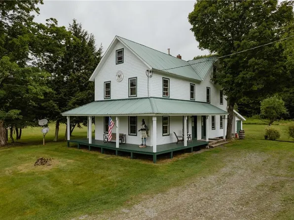 17 Hazel Spur Road, Livingston Manor, NY 12758