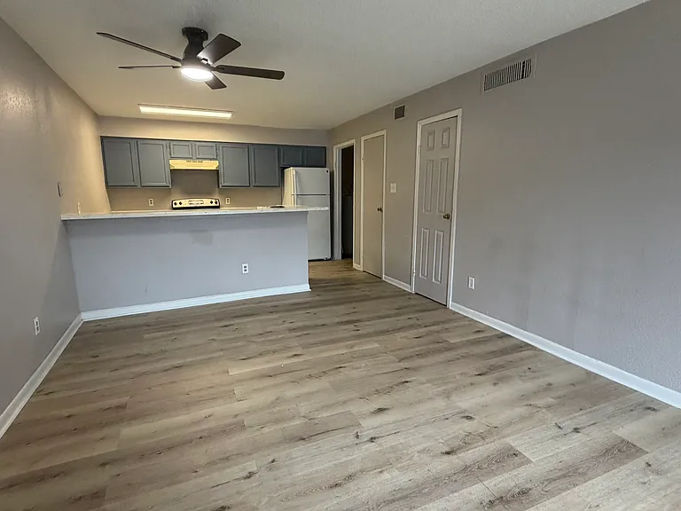 10001 Westpark Dr #84 — Photo 5