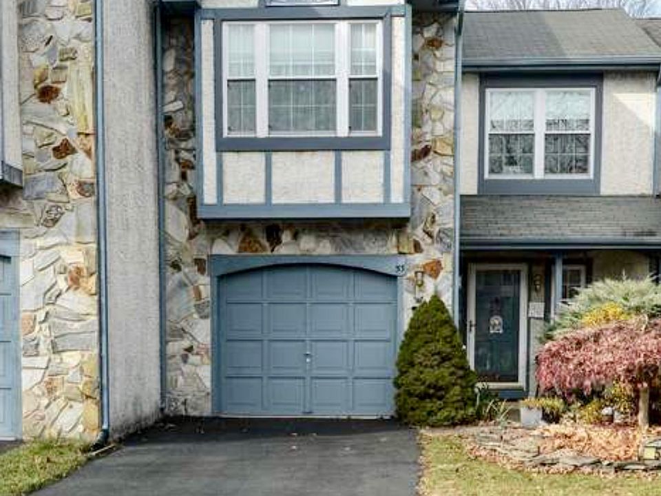 1st image of 53 Redwood Ln