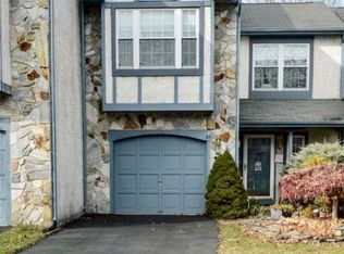 53 Redwood Ln, Newtown, PA 18940