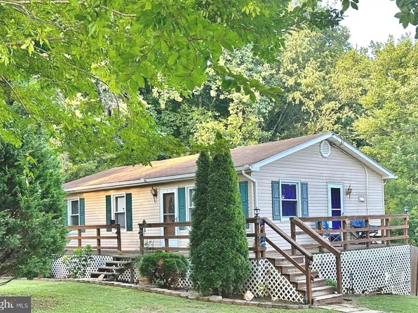 1330 Leon Rd, Culpeper, VA 22701