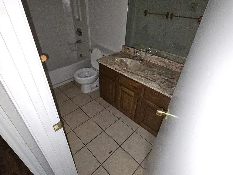715 Penn Pl — Photo 10