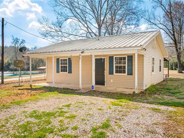 208 Island Rd, Marksville, LA 71351