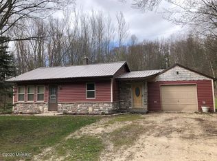 17816 Nine Mile Rd, Stanwood, MI 49346