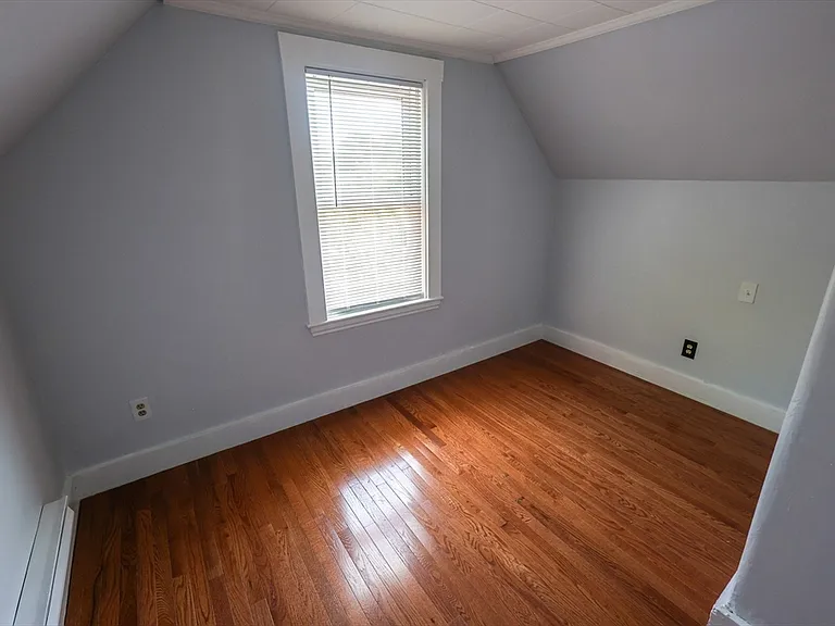 50 Thatcher St #2 — Photo 20