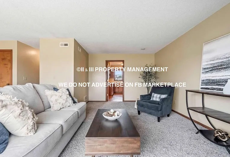 1102 Jeff Cir — Photo 6