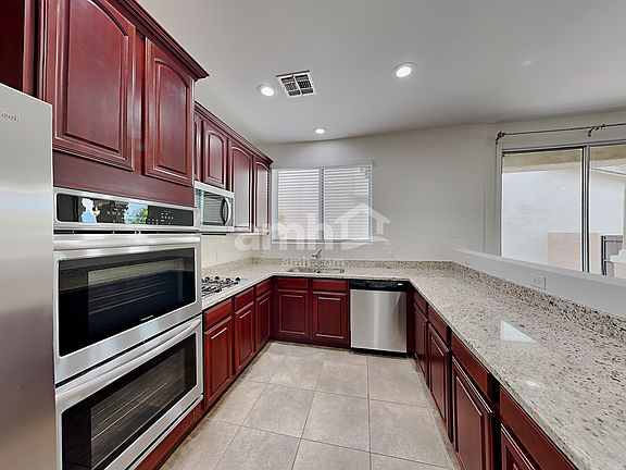 3rd image of 163 W Paseo Celestial