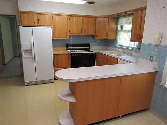5th image of 2726 Erskine Blvd