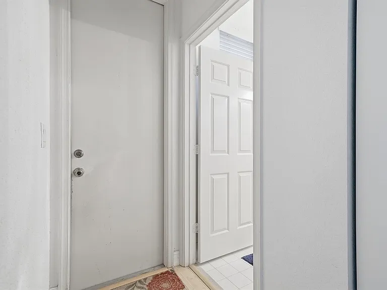 4681 SW 131st Ter — Photo 22