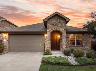 2120 Blakehill Dr, Heartland, TX 75126