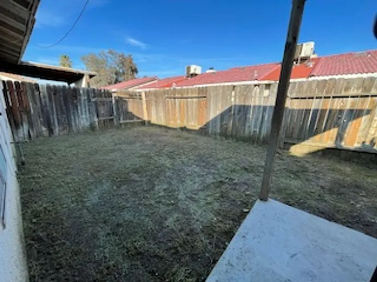 4422 White Ln #A-C — Photo 18