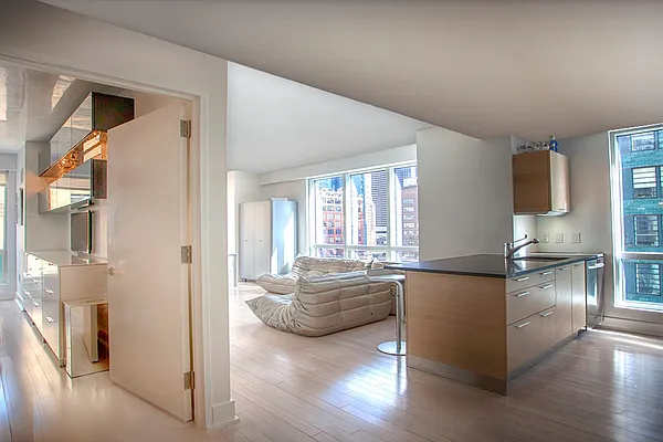 Rented by Corcoran | media 19