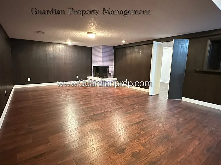 3304 Skyview Dr — Photo 21