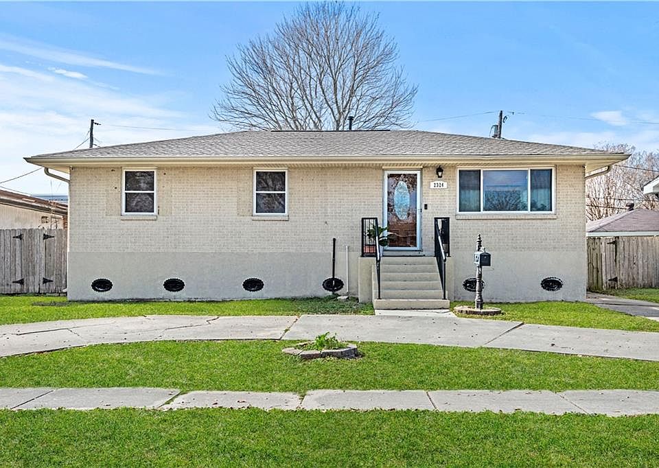 1st image of 2324 Mississippi Ave