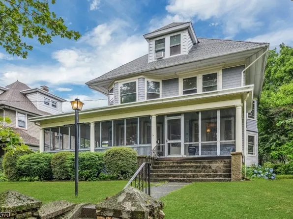 176 Mountain Way, Rutherford Boro, NJ 07070