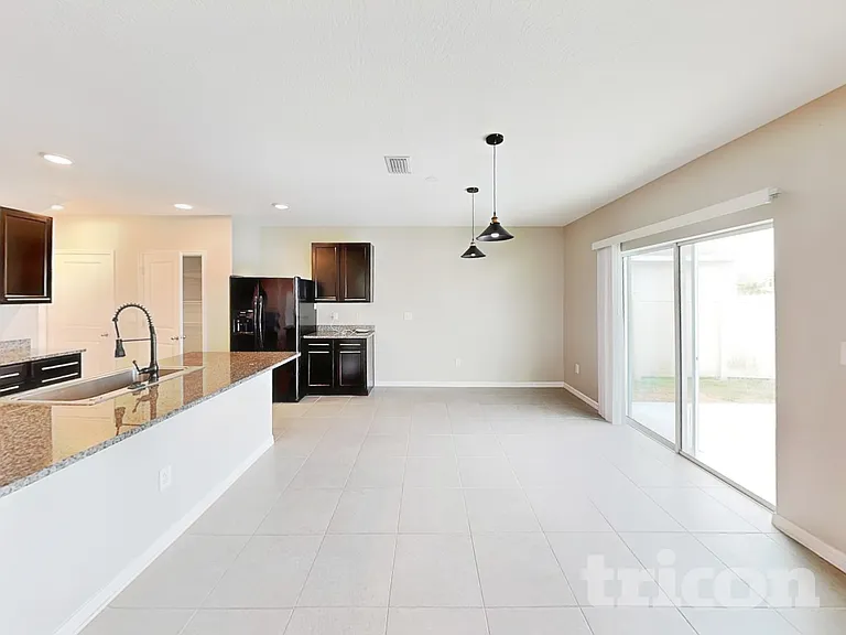 4127 Willow Hammock Dr — Photo 3