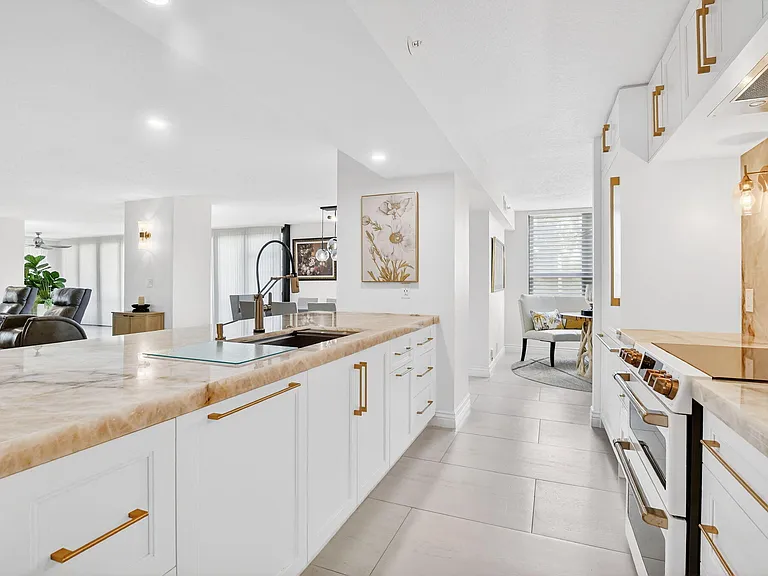 7233 Promenade Dr #101 — Photo 12