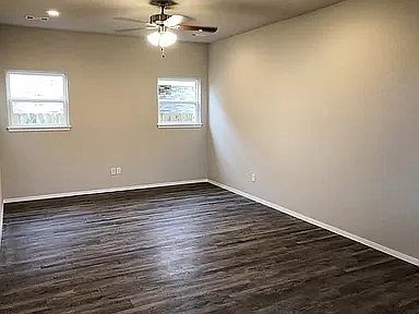 4th image of 2512 E War Eagle St