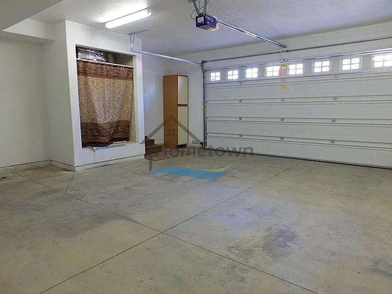 908 E Davis Ave — Photo 24