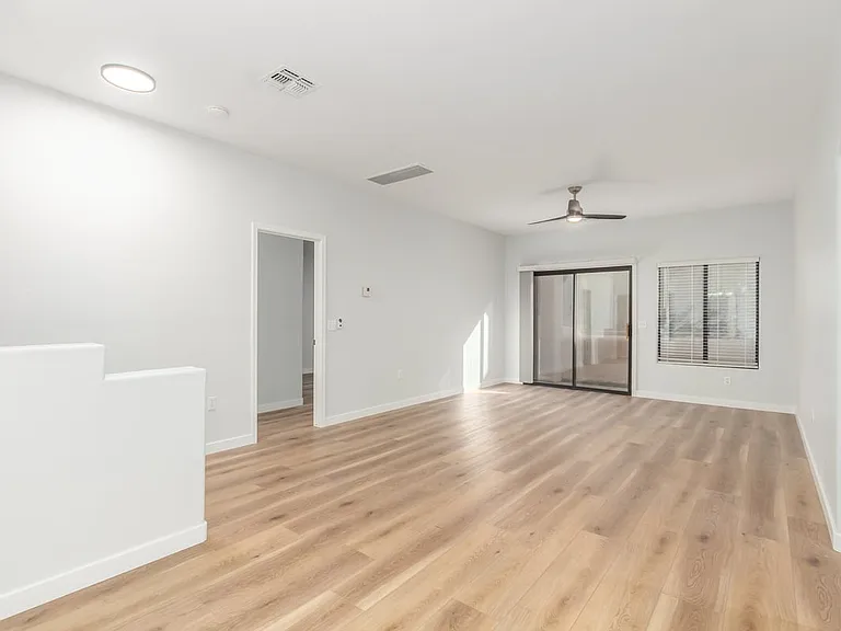 13818 N Saguaro Blvd #202 — Photo 24