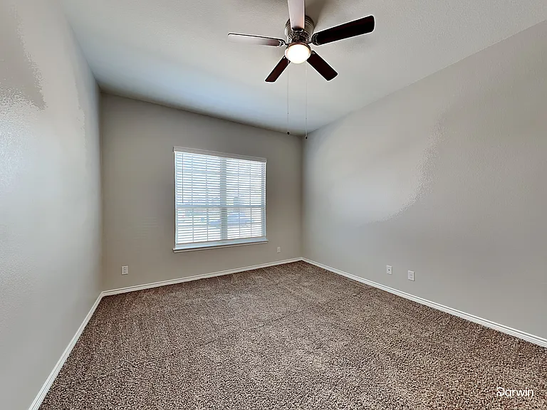 2337 Larimar Dr — Photo 13