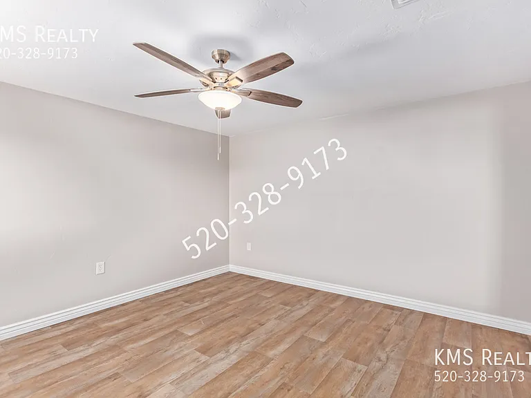 4213 S Lundy Ave — Photo 22