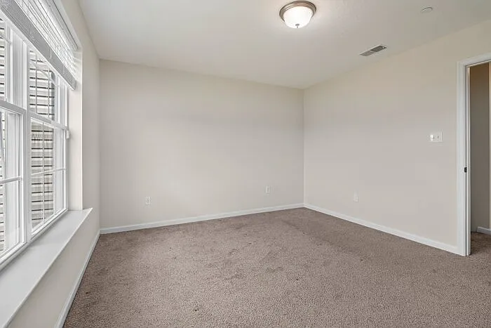 109 Holstein Dr — Photo 22