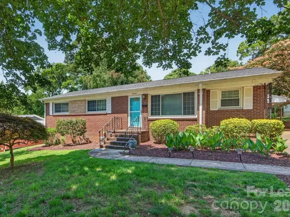 3237 Harrow Pl, Charlotte, NC 28205