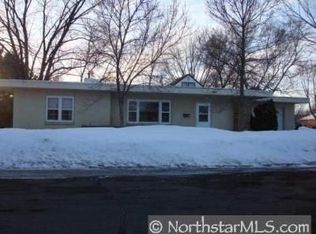 325 4th Ave NE, Osseo, MN 55369