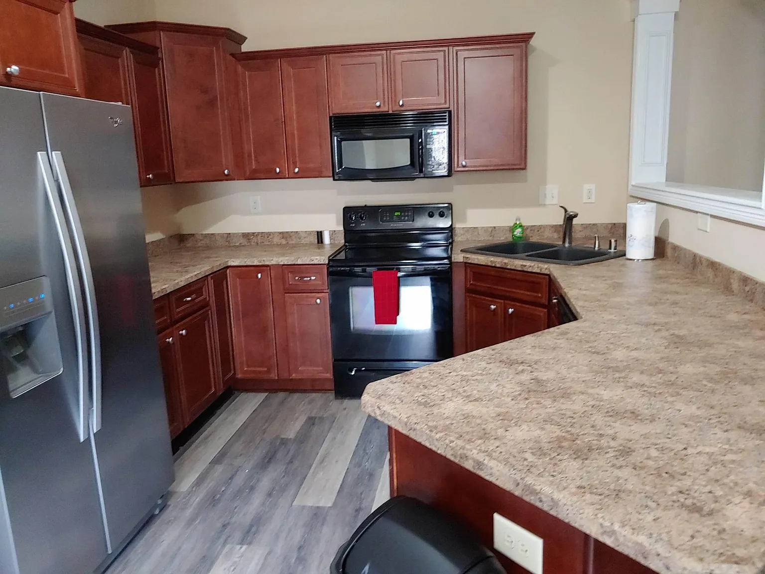 3 bed, 1539 sqft, $2,000 — Photo 4
