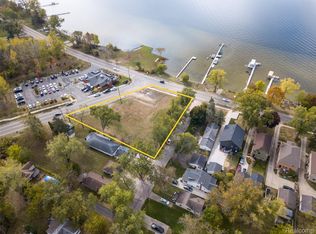 1035 E Walled Lake Dr, Walled Lake, MI 48390