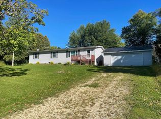 119 Valleyview Dr, Guttenberg, IA 52052