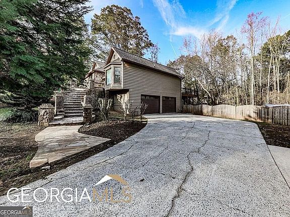 5th image of 2189 Chartwell Dr