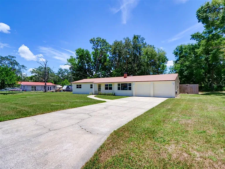 305 Sunset Dr — Photo 29