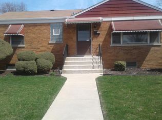 9944 Agatite Ct, Schiller Park, IL
