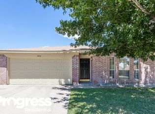 10216 Aurora Dr, Fort Worth, TX 76108